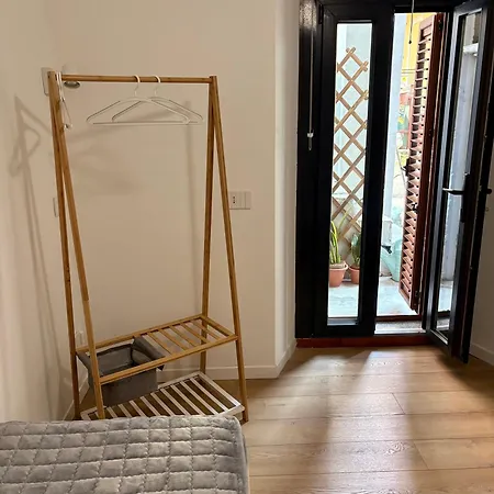 Ca' 2810 Vacation Apartment Baveno